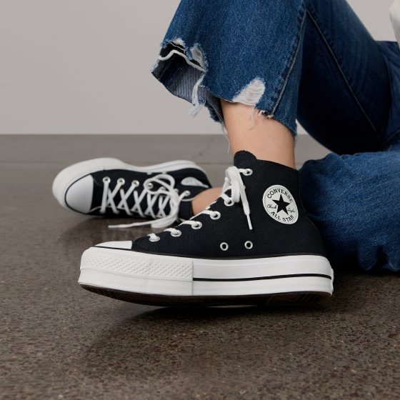 Intersport converse femme discount promo