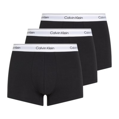 Calvin Klein La Mode Iconique pour Homme et Femme chez BLACKSTORE